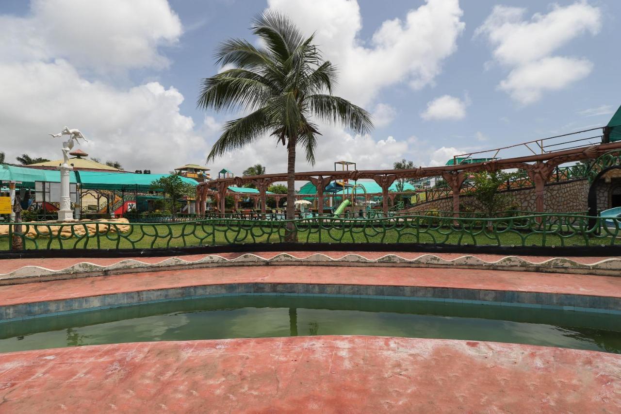 Capital O 49279 Chhab Chhaba Chhab Water Fun Park & Resort Damka Eksteriør billede