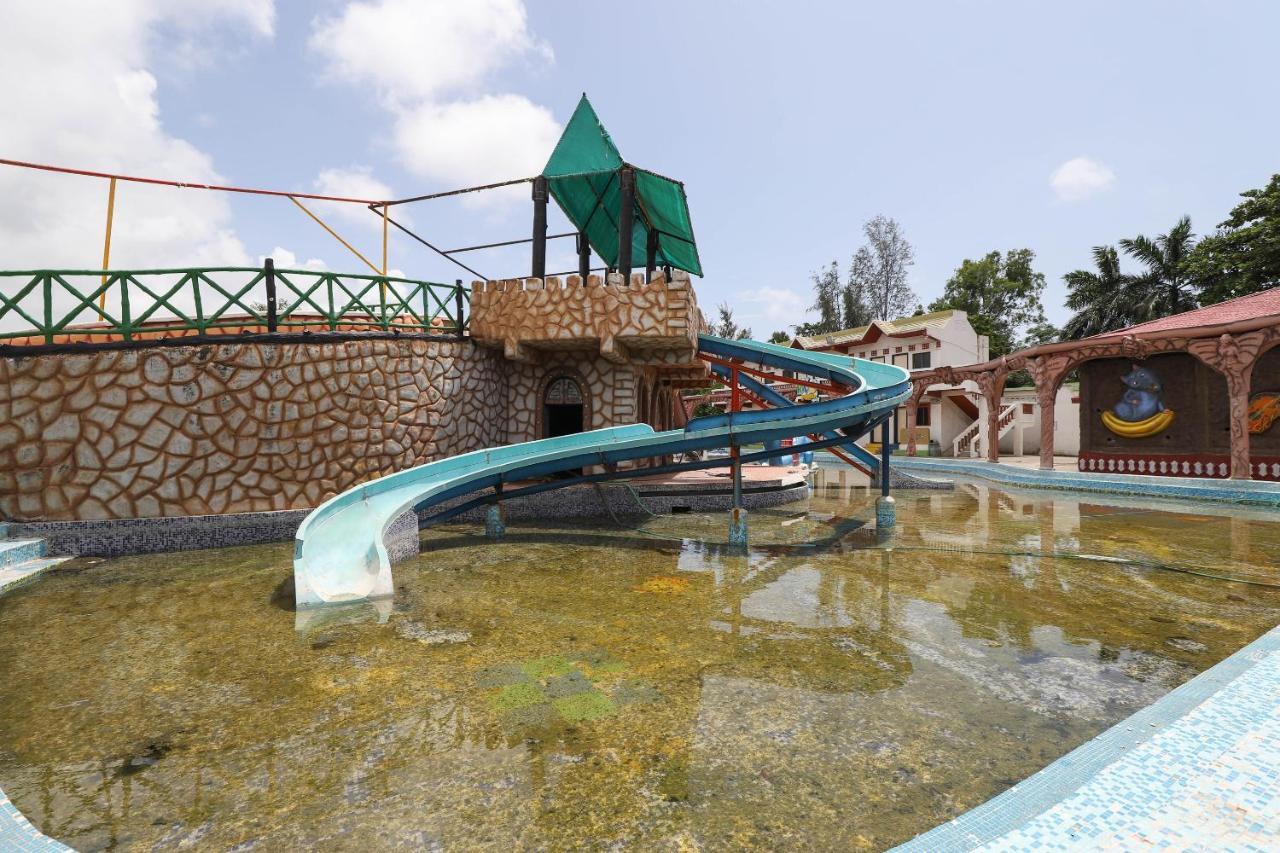 Capital O 49279 Chhab Chhaba Chhab Water Fun Park & Resort Damka Eksteriør billede